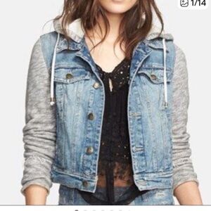 Free People Distressed Jean Jacket w/ sweatshirt sleeves and hoodie- Large EUC